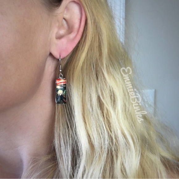 New ‘The Scream’ Art Series Drop Dangle Earrings | Munch Art Print - Painting - Picture 8 of 14